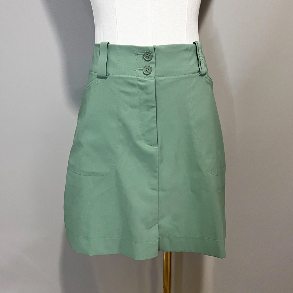 Nike Golf Fit Dry Skirt with Built In Shorts Size 6